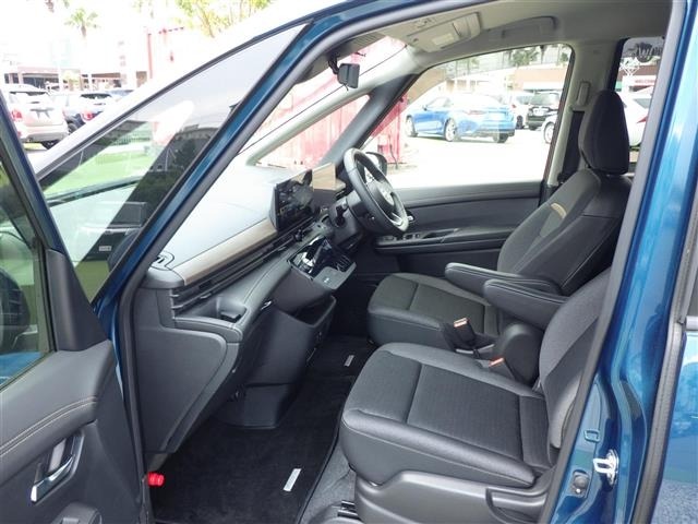 Nissan SERENA 2024 7996284-13