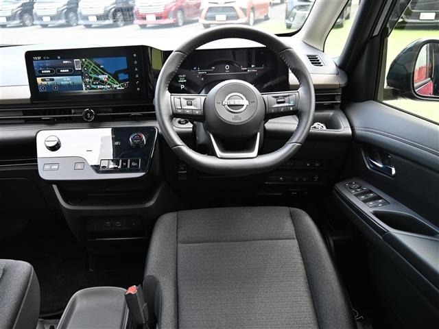 Nissan SERENA 2024 7996284-20