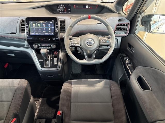 Nissan SERENA 2018 7996323-15