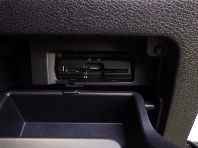Nissan SERENA 2021 7996642-11