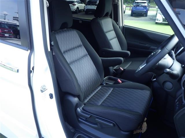 Nissan SERENA 2021 7996642-4