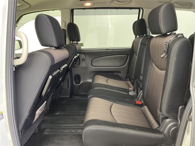 Nissan SERENA 2015 7996676-2