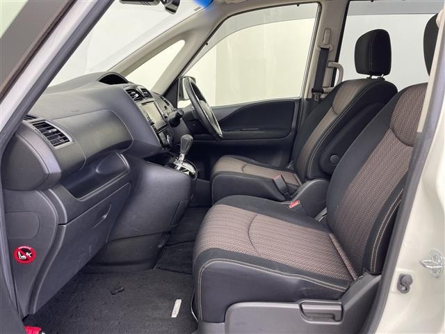 Nissan SERENA 2015 7996676-20