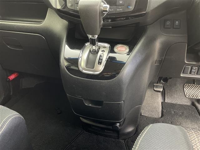 Nissan SERENA 2015 7996676-21