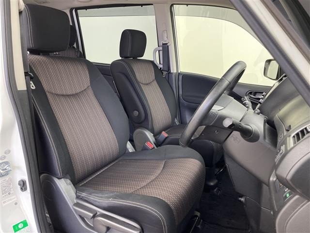 Nissan SERENA 2015 7996676-6