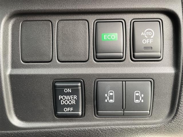 Nissan SERENA 2018 7996745-1