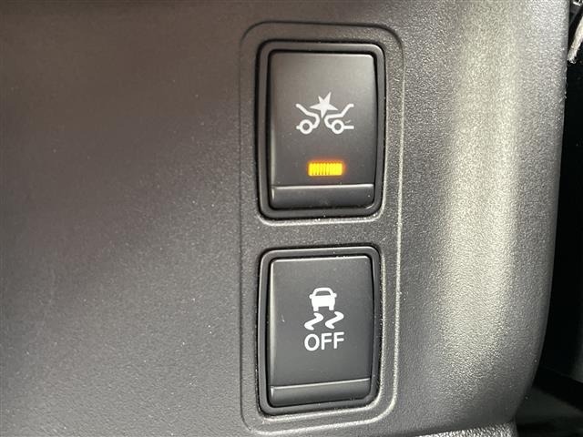 Nissan SERENA 2018 7996745-3