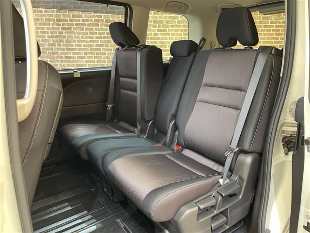 Nissan SERENA 2017 7996753-22