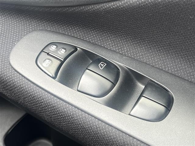 Nissan SERENA 2013 7996801-11