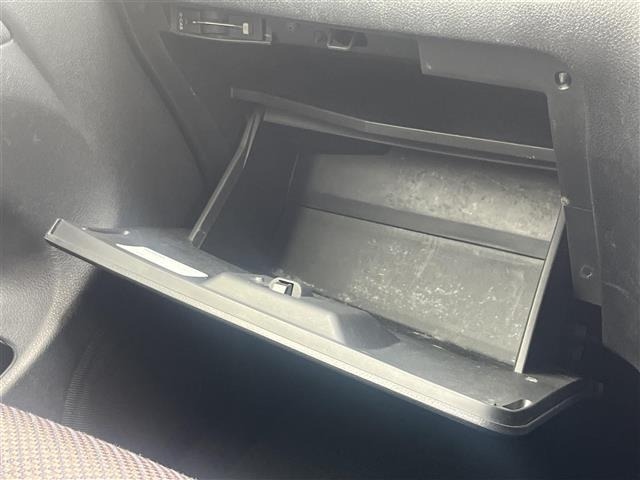 Nissan SERENA 2013 7996801-6