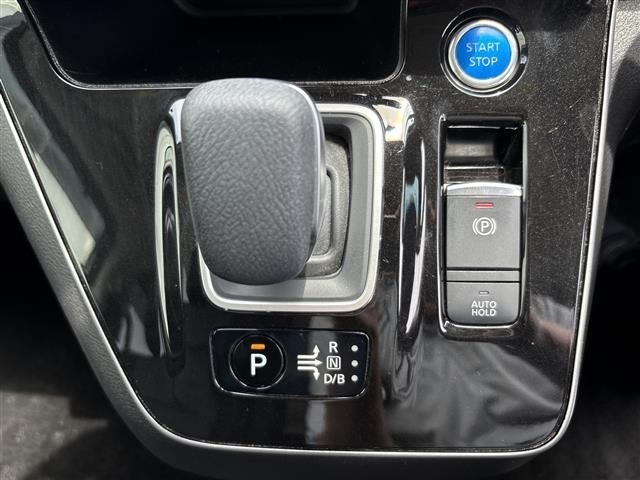 Nissan SERENA 2021 7996837-11
