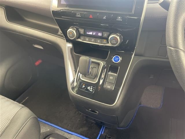 Nissan SERENA 2022 7996852-13