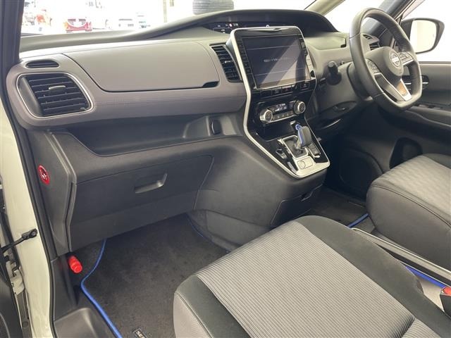 Nissan SERENA 2022 7996852-6