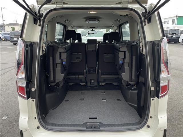 Nissan SERENA 2022 7996853-11
