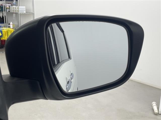 Nissan SERENA 2017 7996880-7