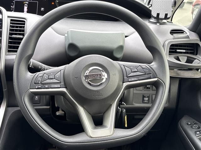 Nissan SERENA 2017 7996903-14