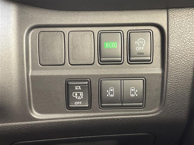 Nissan SERENA 2018 7996948-11