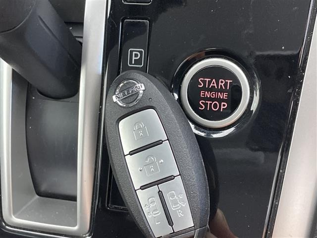 Nissan SERENA 2018 7996948-8