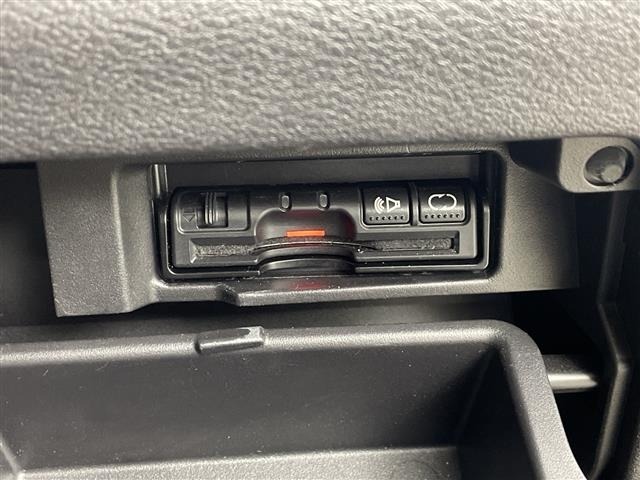 Nissan SERENA 2018 7996956-16