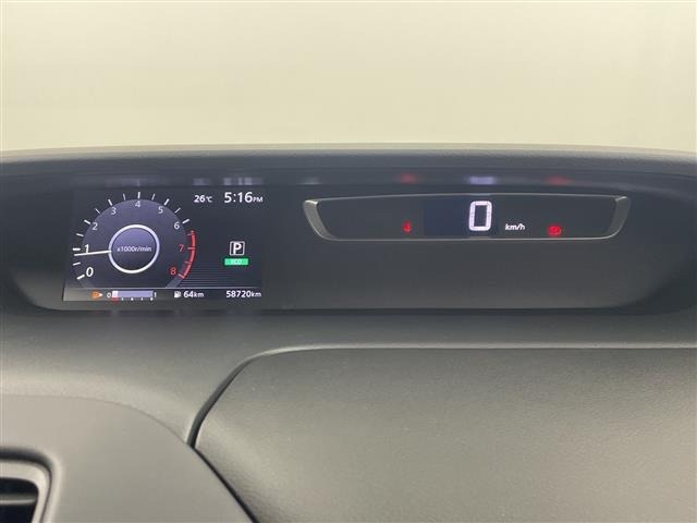 Nissan SERENA 2018 7996956-7