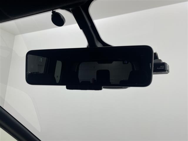 Nissan SERENA 2018 7996969-17