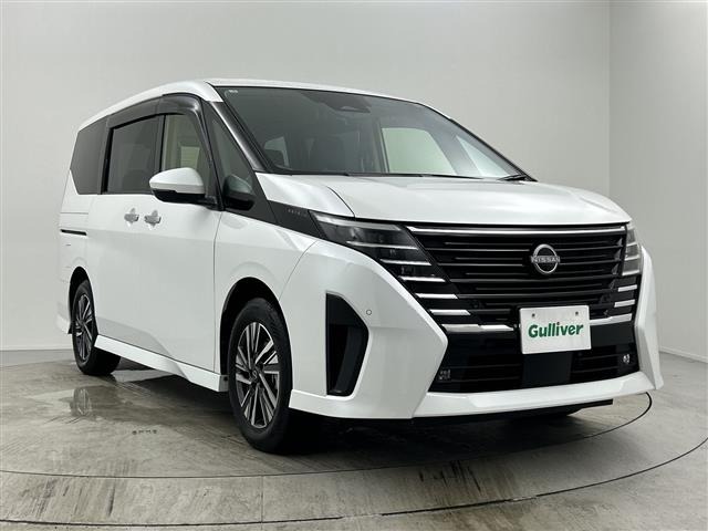 Nissan SERENA 2025 7996987-0