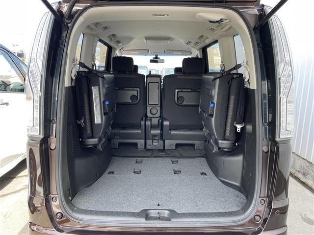 Nissan SERENA 2016 7997020-11