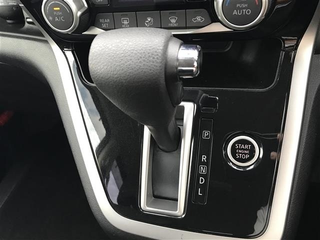Nissan SERENA 2019 7997069-21