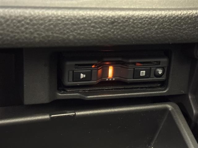 Nissan SERENA 2016 7997070-11