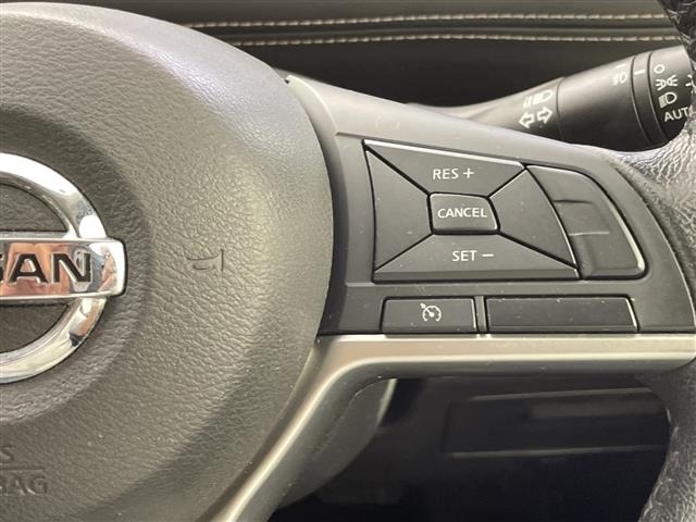 Nissan SERENA 2017 7997102-11