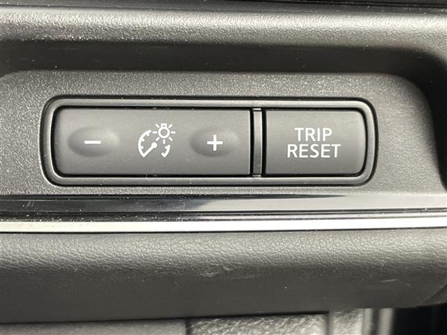 Nissan SERENA 2017 7997102-3