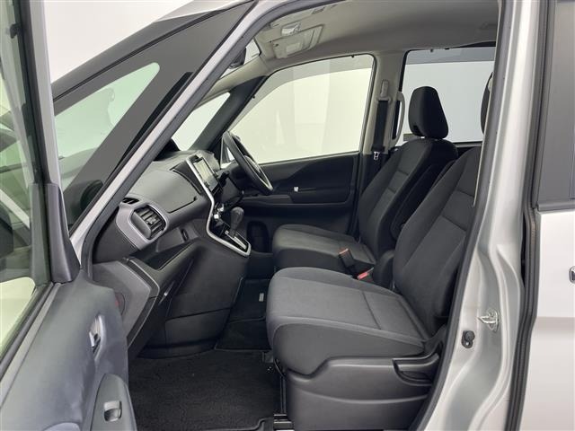 Nissan SERENA 2018 7997202-4