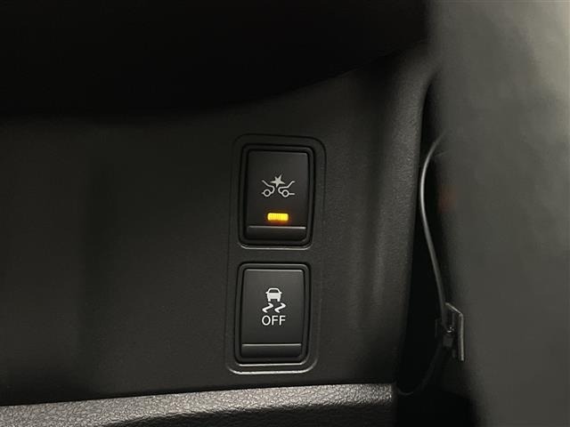 Nissan SERENA 2016 7997218-2