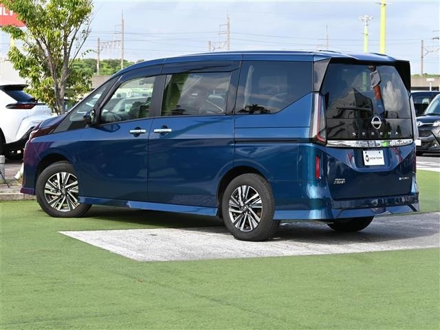 Nissan SERENA 2023 7997381-14