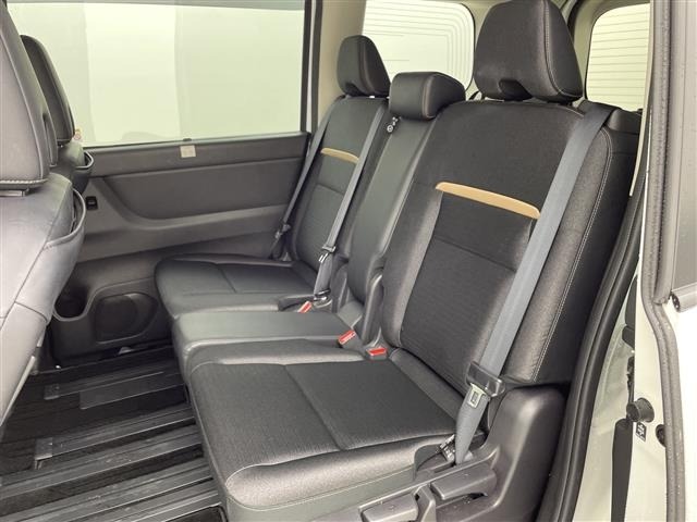 Nissan SERENA 2023 7997389-14
