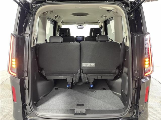 Nissan SERENA 2022 7997433-12