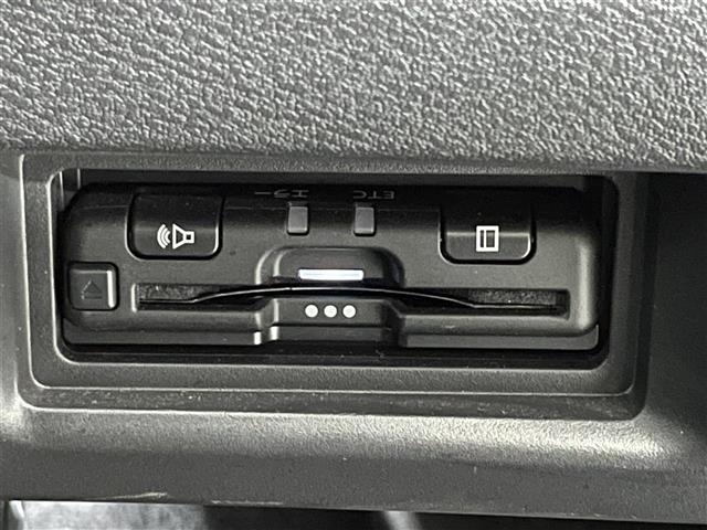 Nissan SERENA 2022 7997433-18