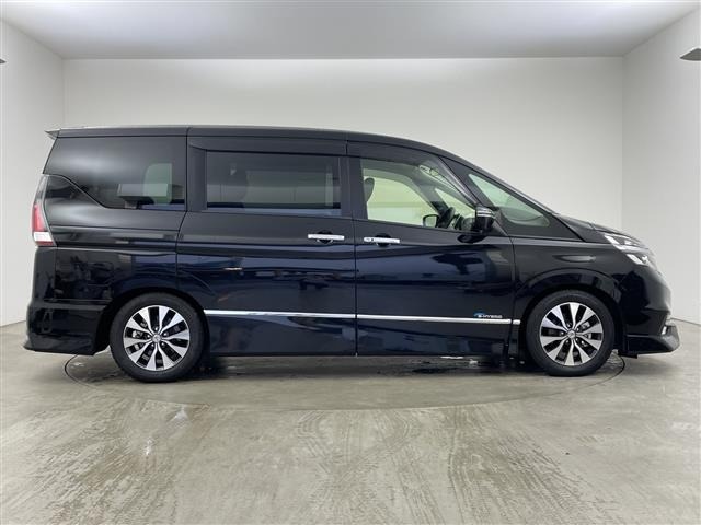 Nissan SERENA 2017 7997505-21