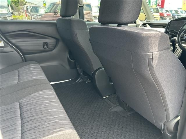 Suzuki SOLIO 2023 8005450-6
