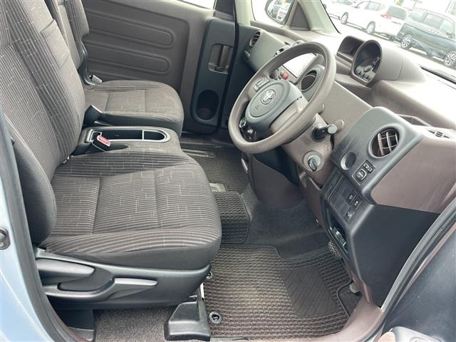 Toyota SPADE 2013 7993190-7