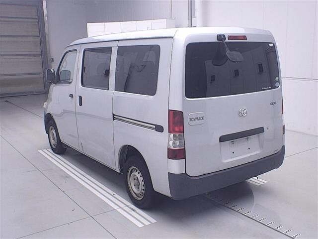 Toyota TOWNACE VAN 2017 8013400-1