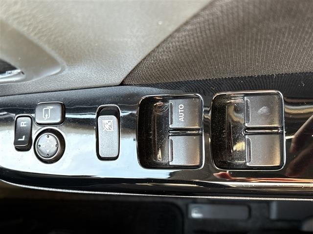 Suzuki WAGON R 2014 8005403-5