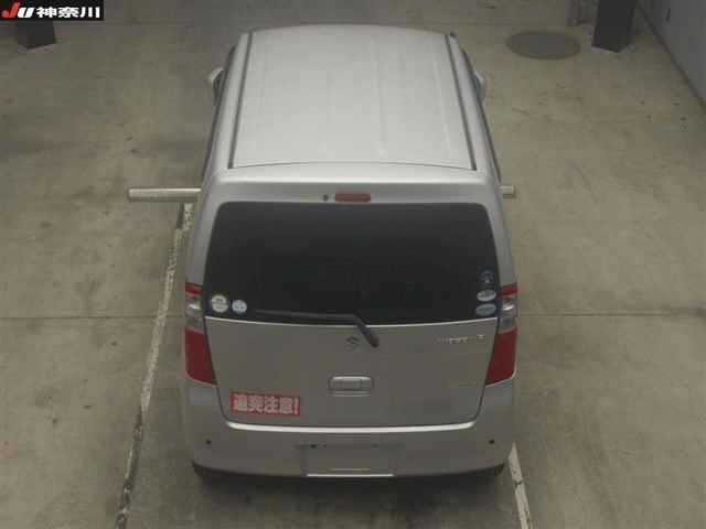 Suzuki WAGON R 2016 8005954-5