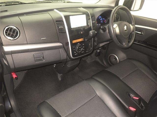 Suzuki WAGON R 2011 8006229-4