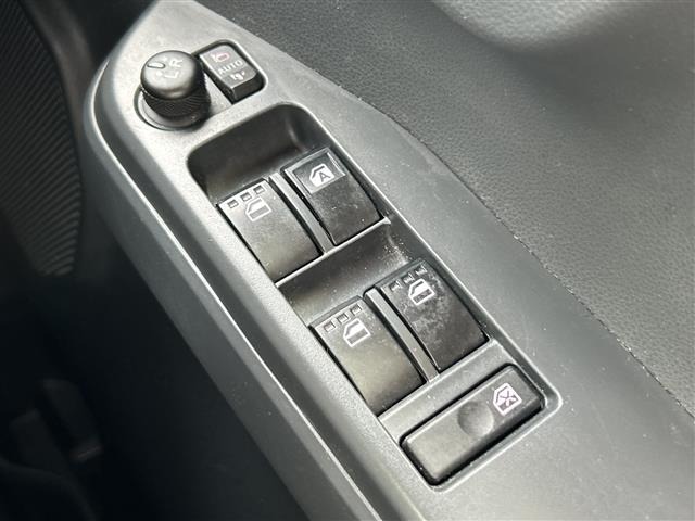 Daihatsu WAKE 2021 8013466-7