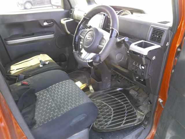 Daihatsu WAKE 2015 8013506-3