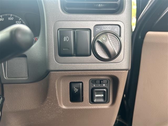 Isuzu WIZARD 2001 8013752-17
