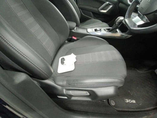 Peugeot 308 2018 8031570-10