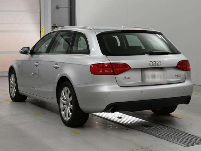Audi A4 2011 8032250-6