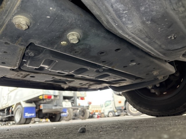 Nissan ATLAS 2016 8025272-11